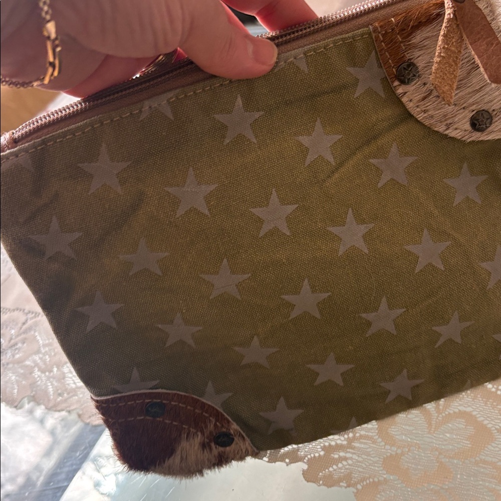 Bhrayna Bags